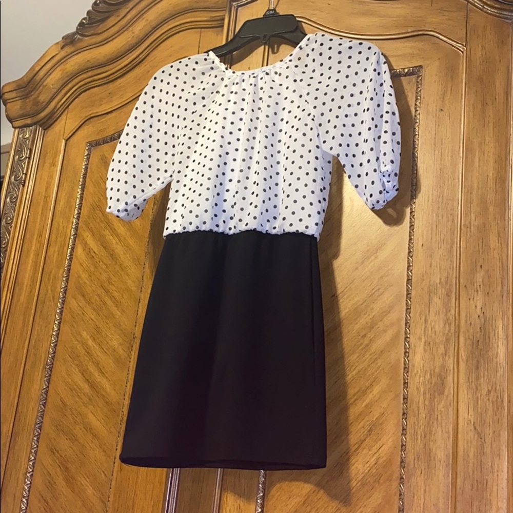 GIRL’S BCX DRESS!! - Picture 6 of 6